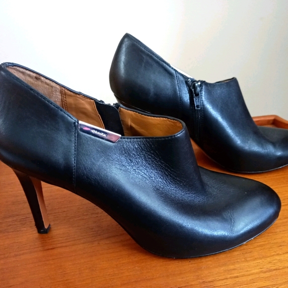 Coach Shoes - Coach Seneca black leather booties